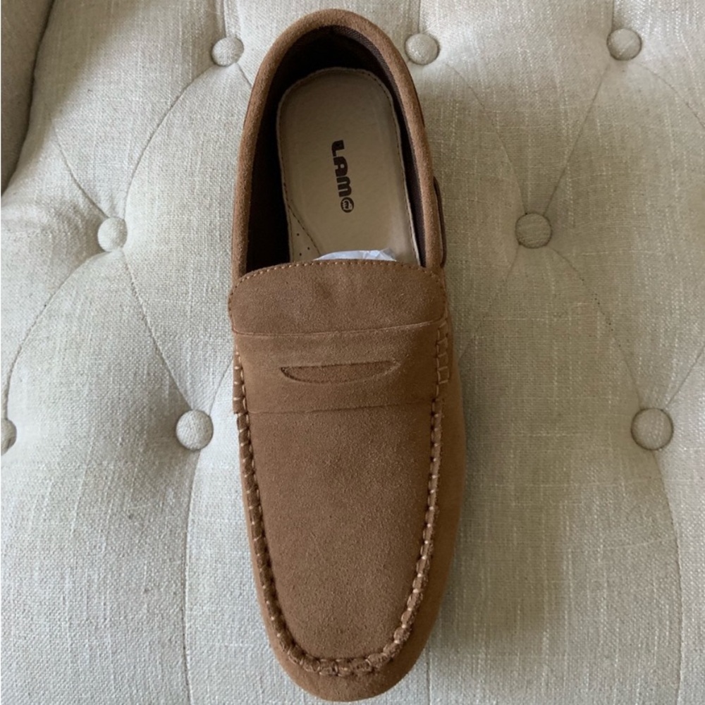 Men’s SUEDE - never worn - loafers!